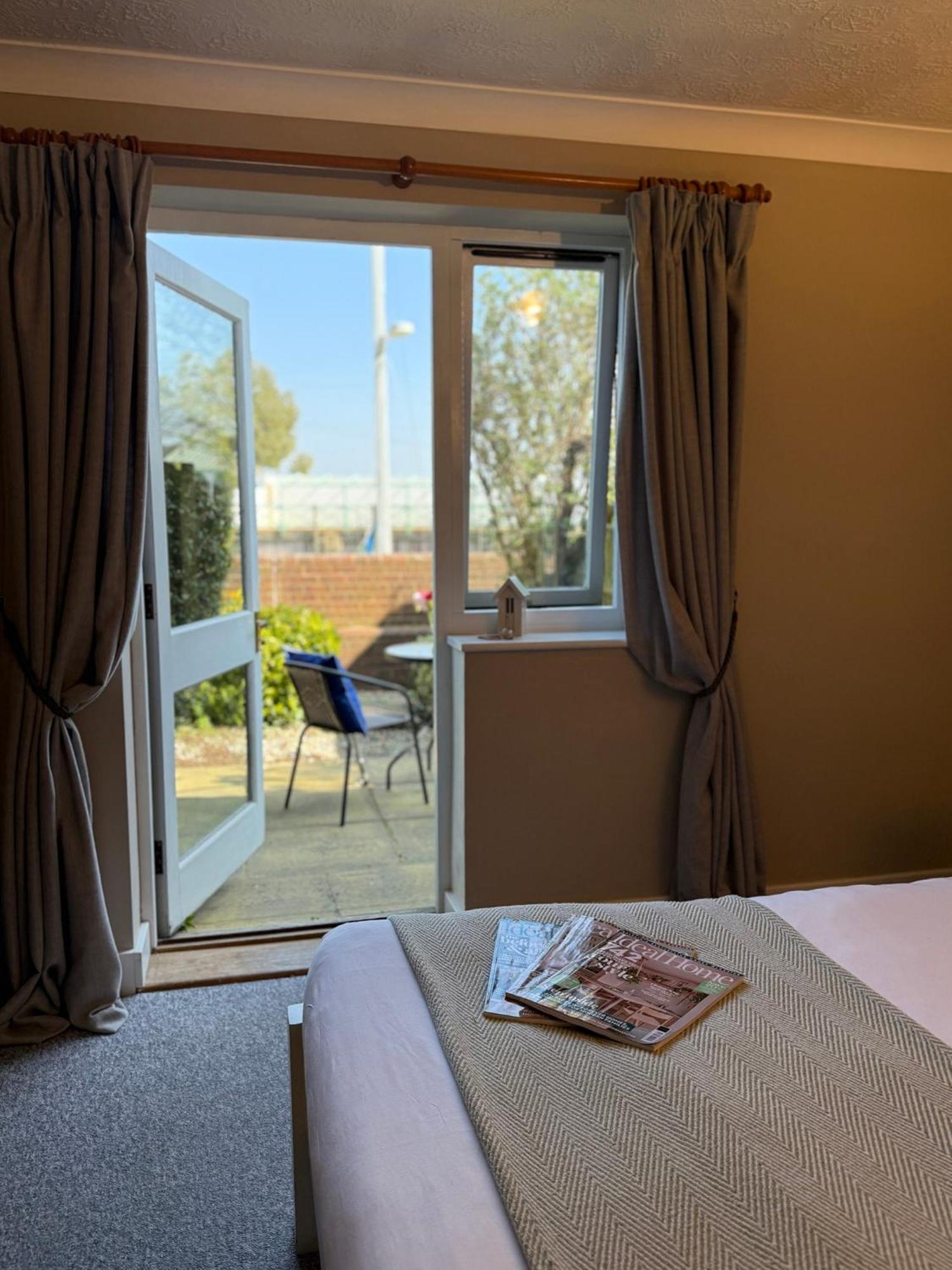 ריי The River Haven Hotel מראה חיצוני תמונה
